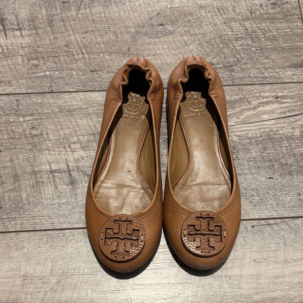 Tory Burch Tan Leather Flats